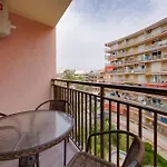 Апартаменты Sea View Kuxury *