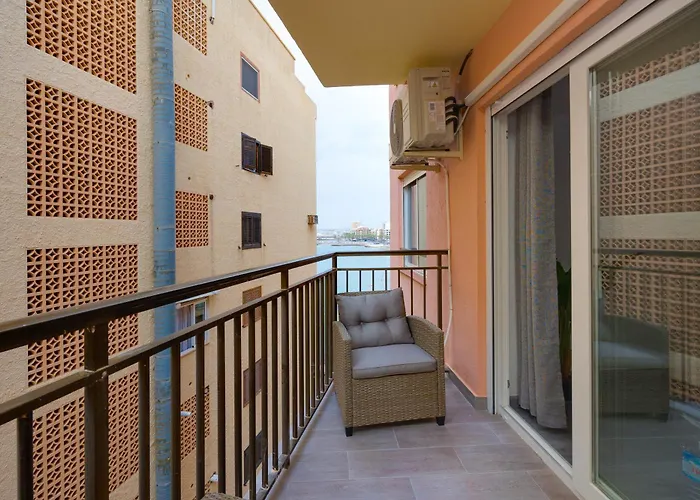 Lägenhet Sea View Kuxury *