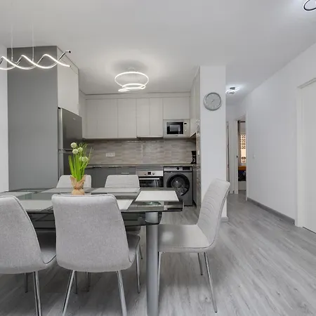 Sea View Kuxury * تورّيفيِخا